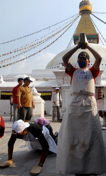 [ap+photo+june+2.jpg]