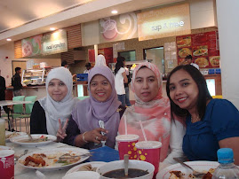 Tuty, Yan, Aida & Intan