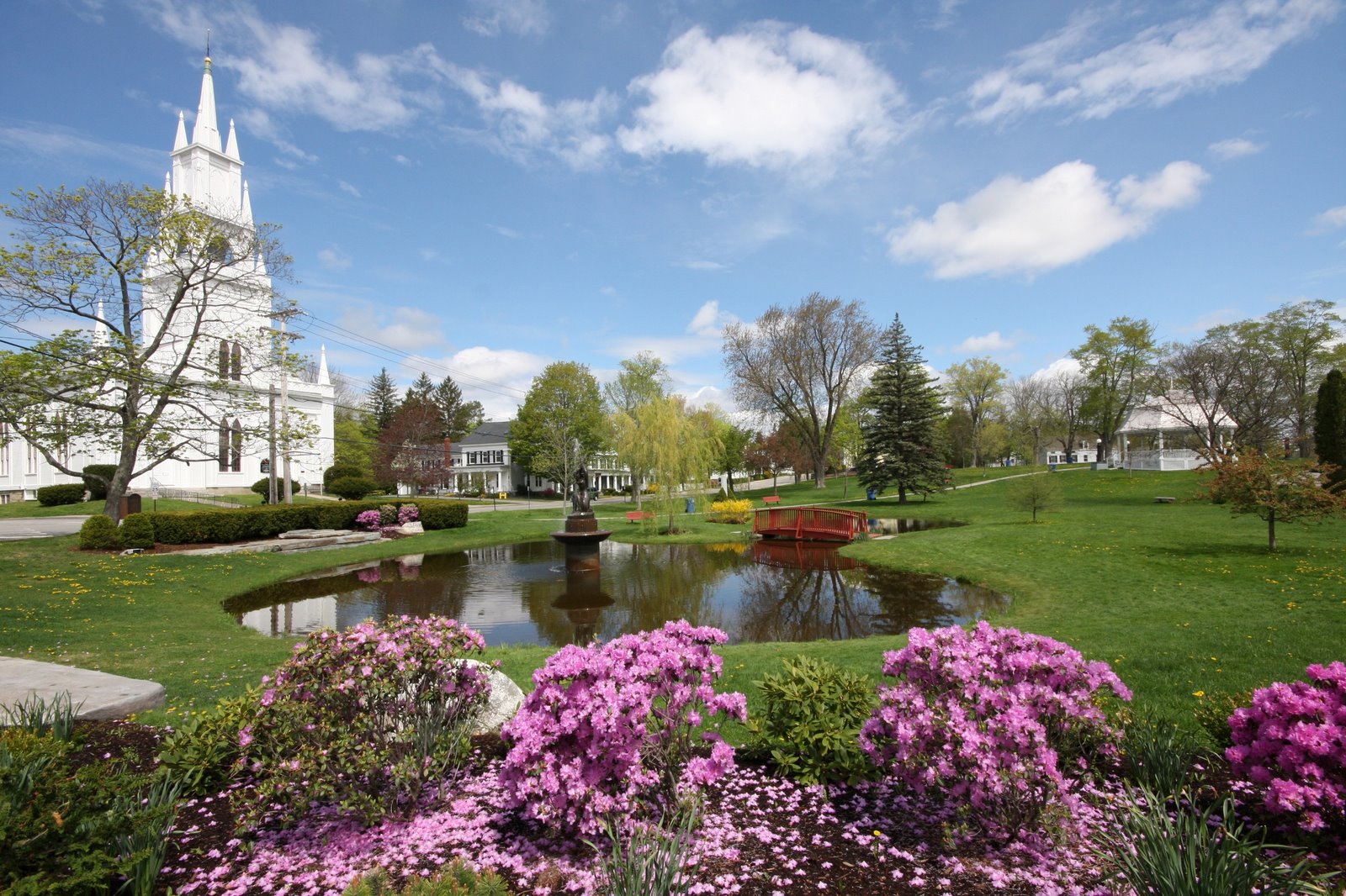 [Downtown,+Bath,+Maine.JPG]