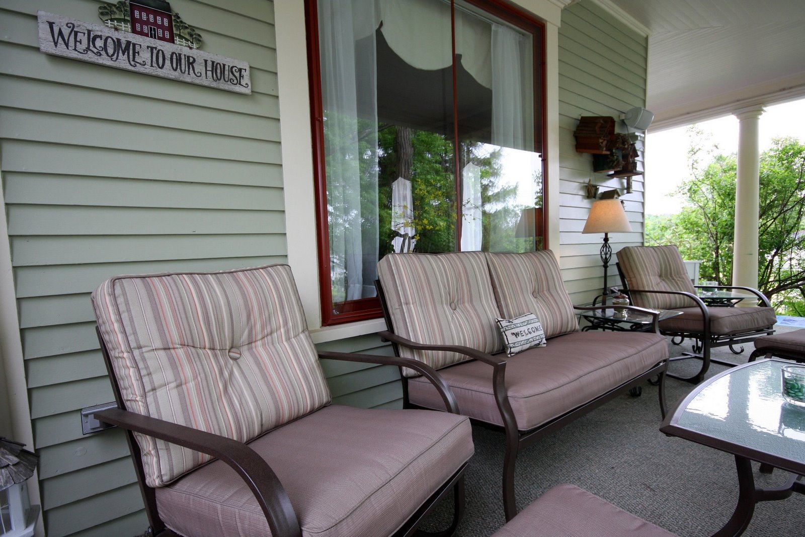 [sm+Front+Porch.JPG]