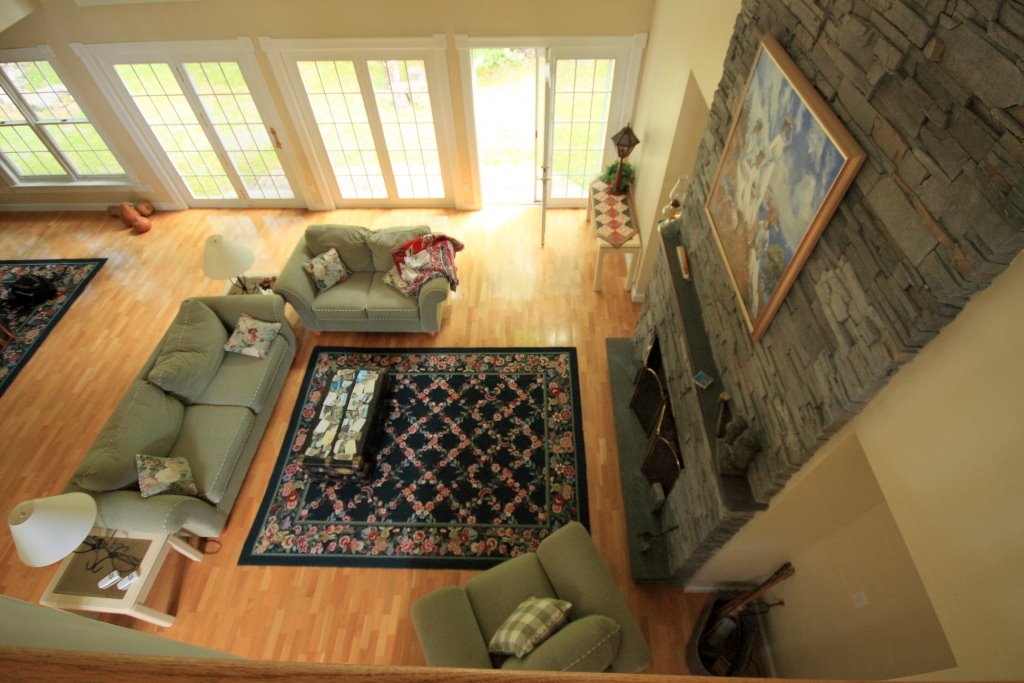 [great+room+from+above.JPG]