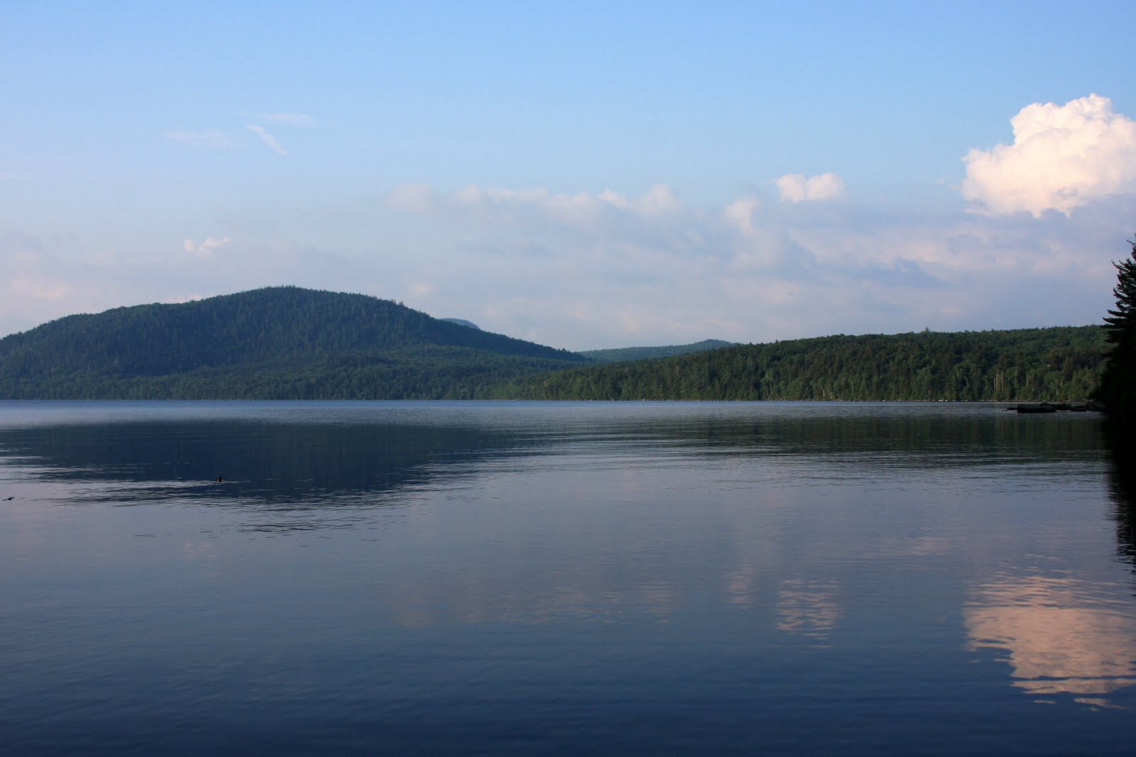 [on+Moosehead+Lake2.JPG]