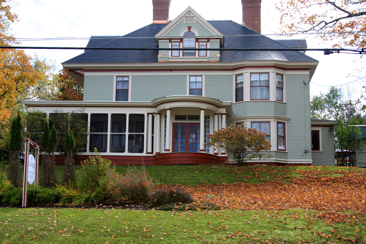 [Guilford+front.JPG]