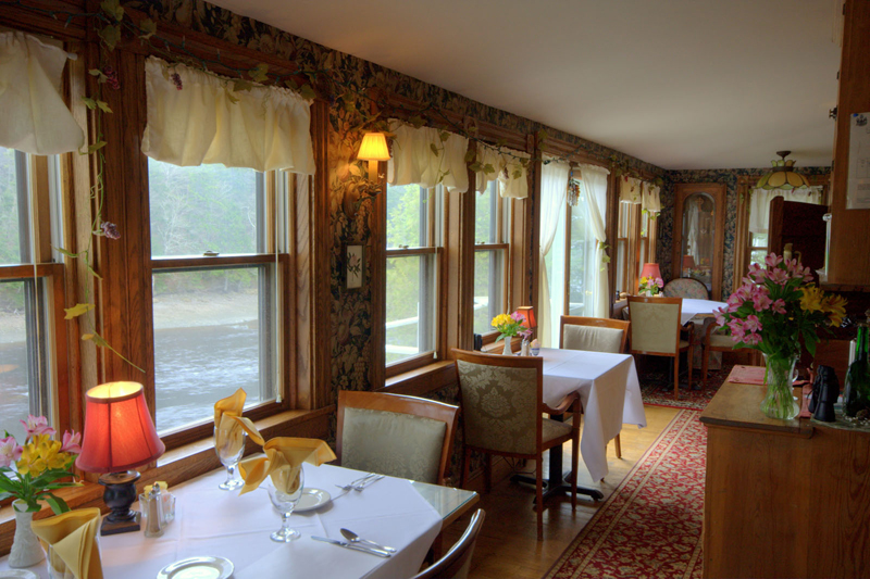 Maine Inn Broker of Inns, Bed and Breakfasts, motels, educating inn