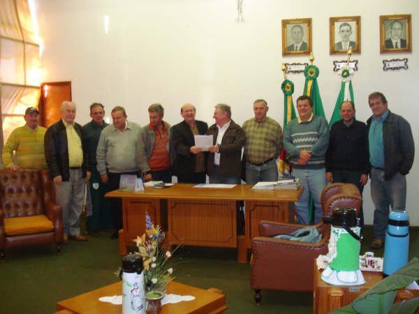 [Independência-Reunião+na+Prefeitura.jpg]