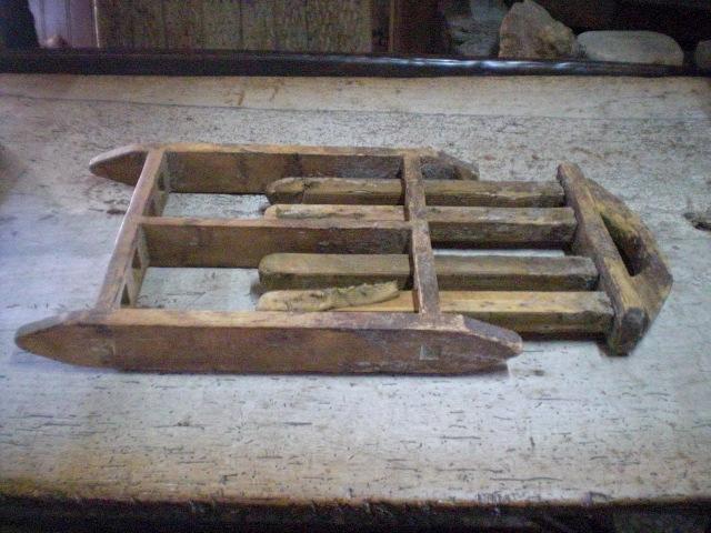 Museo etnografico de Soba: Molde parar hacer ladrillos