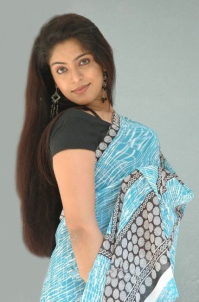 [42+hot+sexy+mallu+auntiy.jpg]