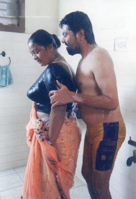 [130+hot+sexy+mallu+auntiy.jpg]