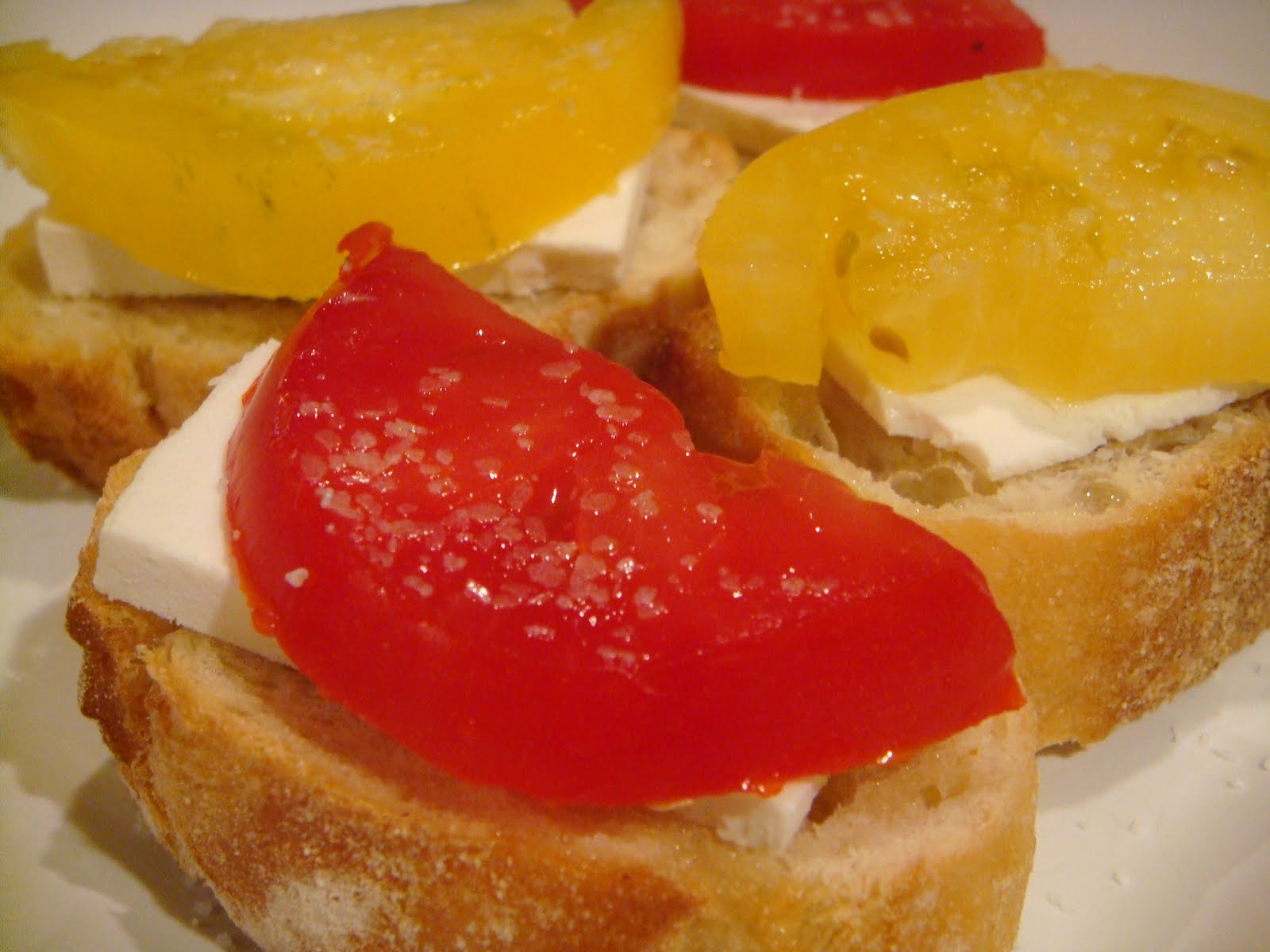 Delicious Dishings Quick Heirloom Tomato Snacks