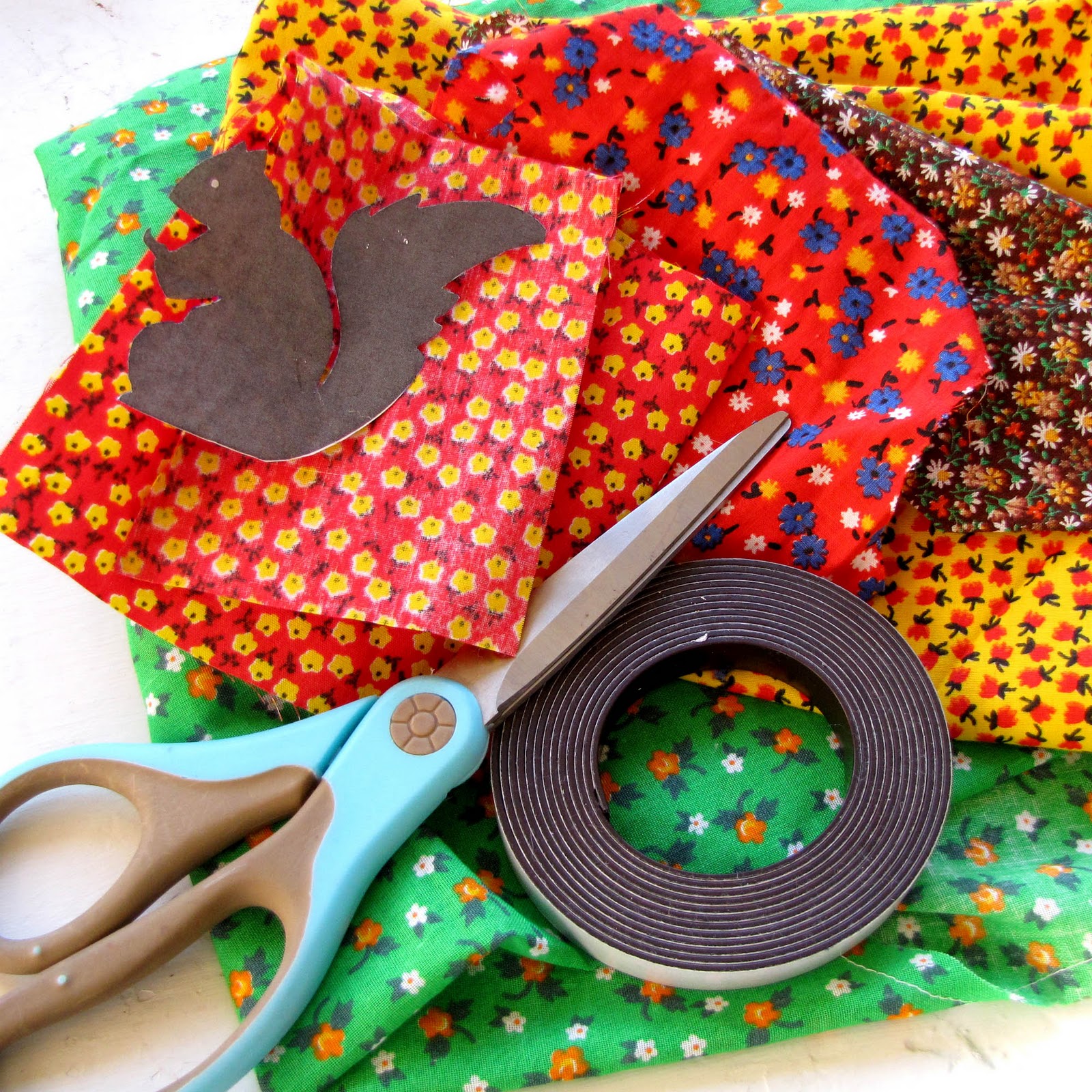 Blue Bird Lucy's **Tutorial**No Sew Vintage Fabric