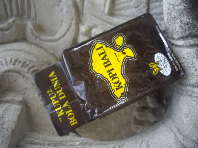 BROWN ALUMINUM FOIL PACK--KOPI BALI COFFEE POWDER--GOOD THINGS FROM BALI COME IN SMALL PACKAGES