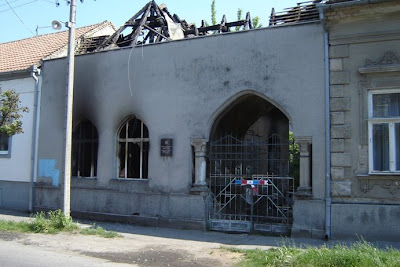 Izgorela+sinagoga.JPG