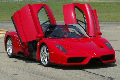 The Ferrari Enzo is a 12 cylinder midengine named after the company s 