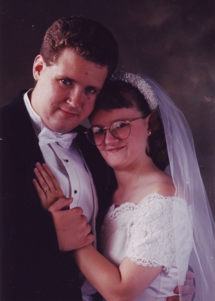 [1993-09+Daniel+Tracy+Wedding+Photo.JPG]