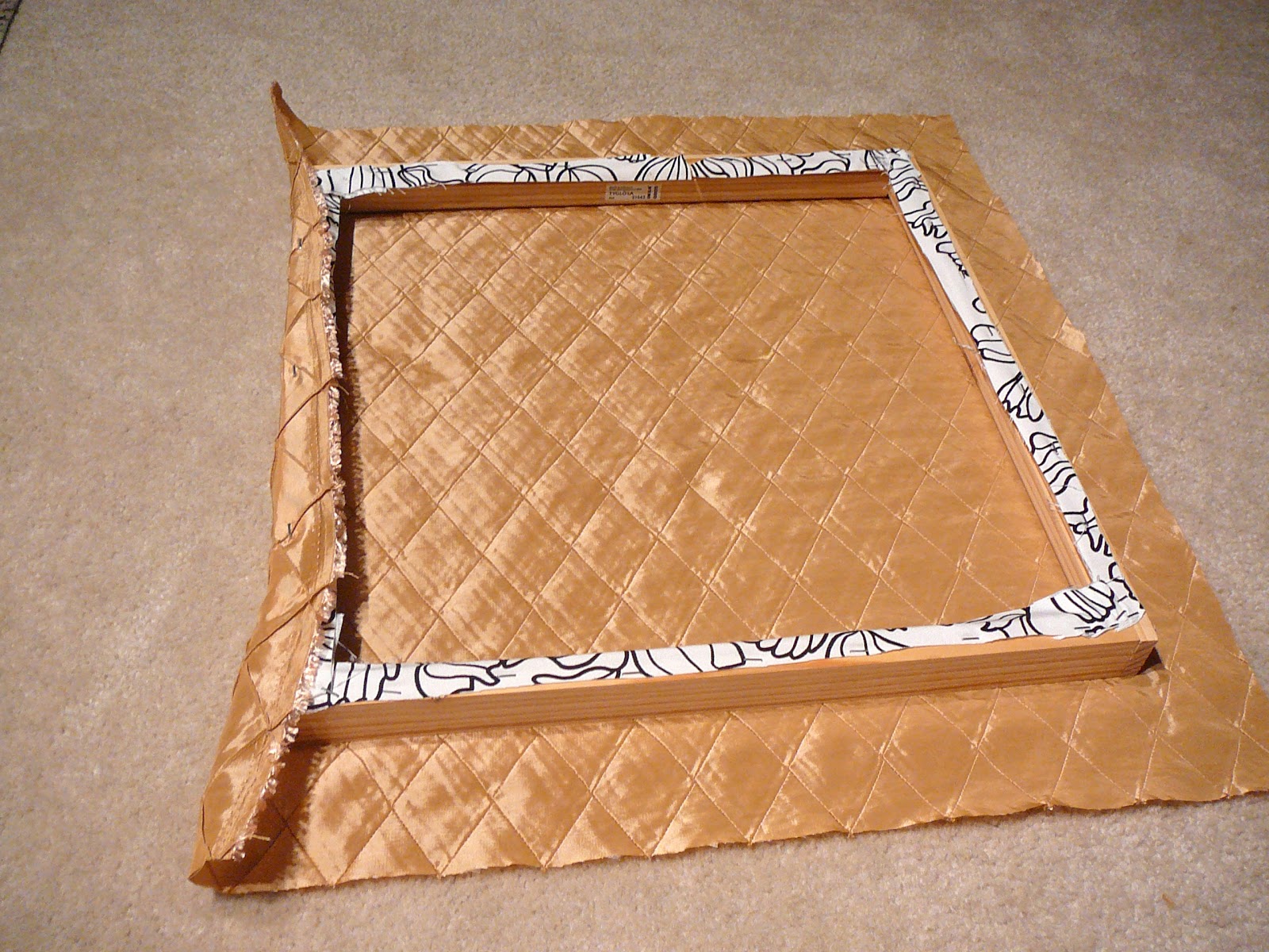 Pretty Dubs Fabric Frames Wall Art Tutorial