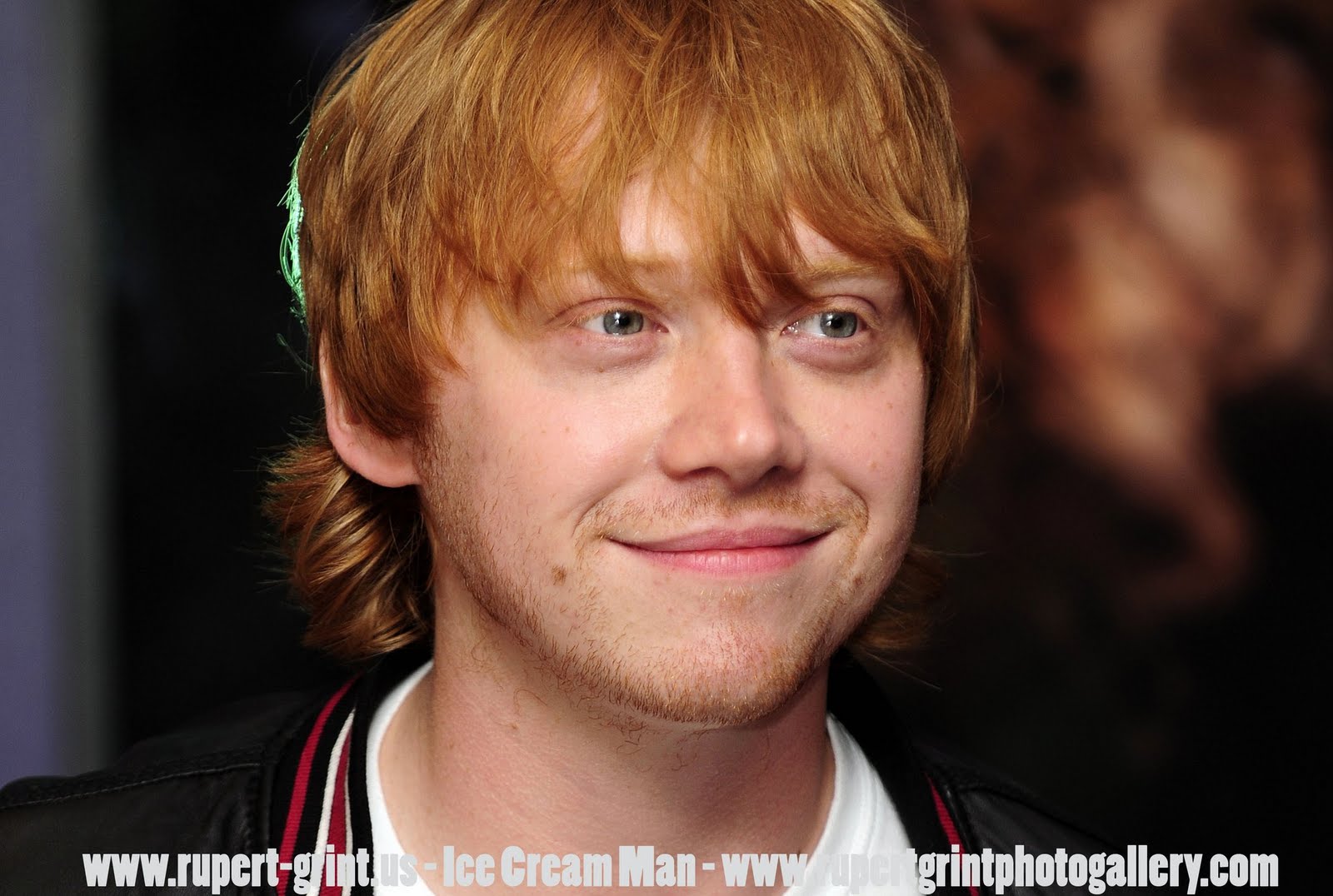 http://3.bp.blogspot.com/_A8bDqM1MUhw/THPWel_71SI/AAAAAAAAAG8/hXKVWA4GXbE/s1600/Rupert-Grint-CherrybombDVD+(60).jpg