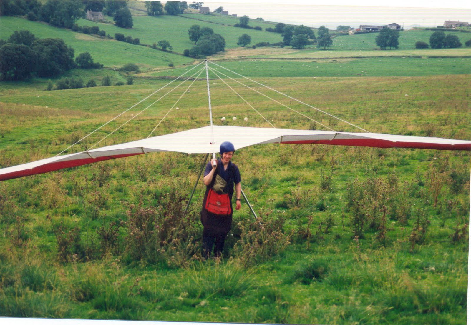 eightoneoneseven HANG GLIDING PHOTOS Training in the Peak