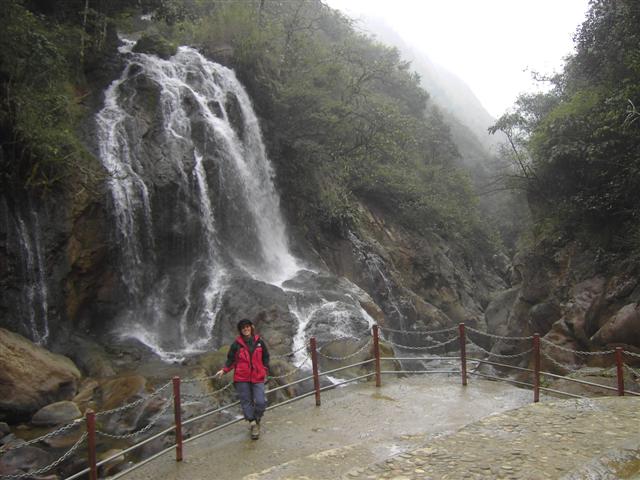 [PICT4574+(Small).JPG]