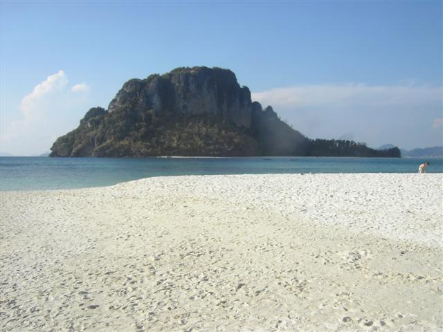 [PICT3441+(Small).JPG]