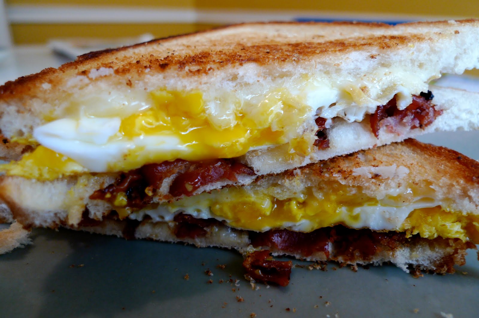 Bon Appétempt grilled bacon, egg, and cheddar cheese breakfast sandwiches