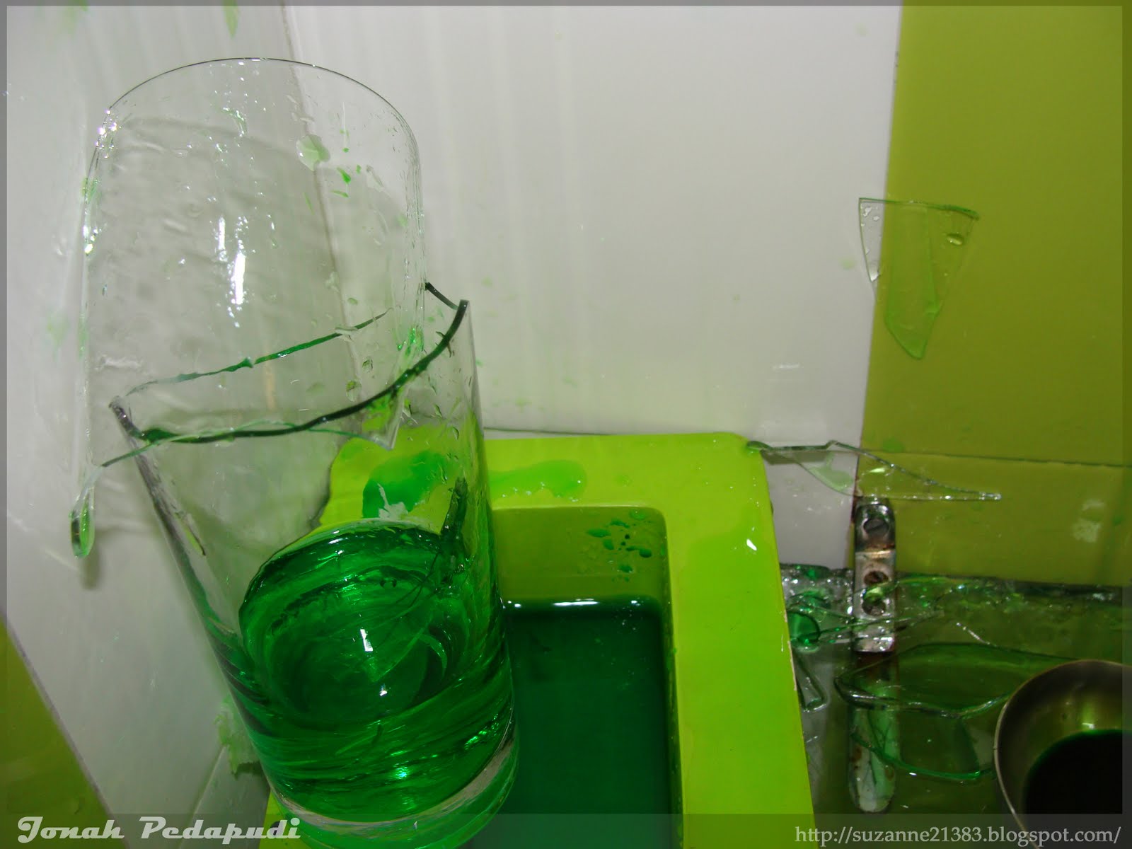 http://3.bp.blogspot.com/_ABSrH1W3qA8/TPh6AzSdUYI/AAAAAAAADKg/nF6zPOxSwnw/s1600/Greens+(1).jpg