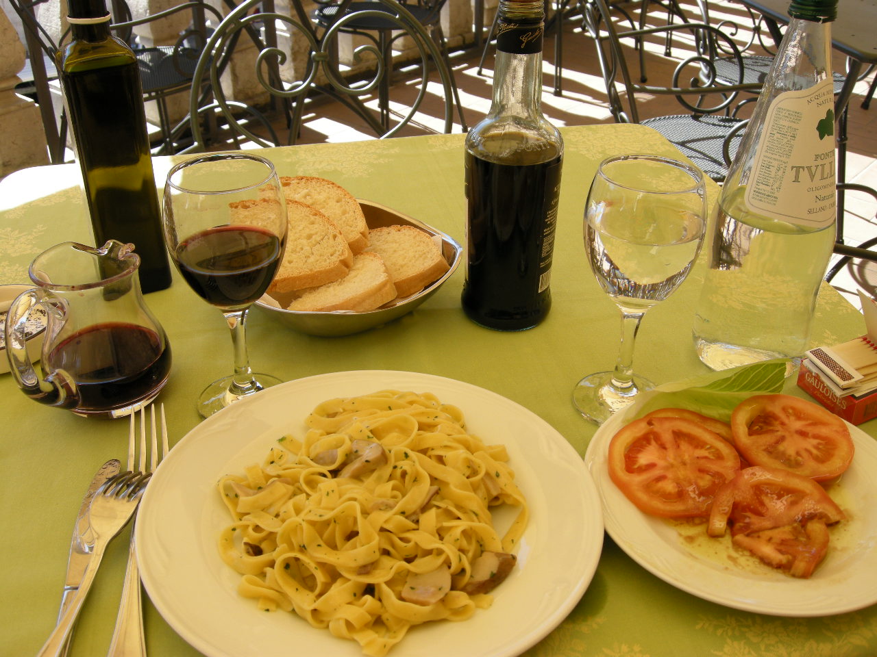 [DSCN0437.JPG]