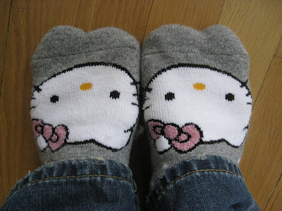 hello kitty socks