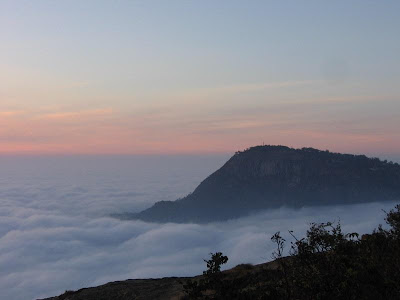 negeri diatas awan