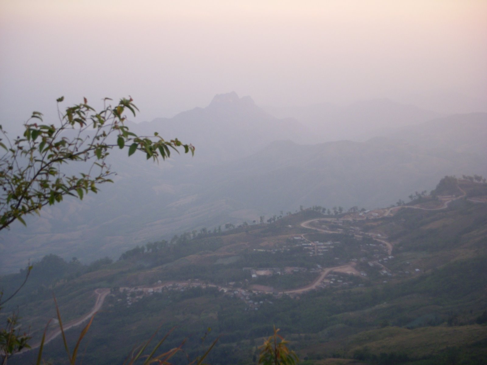 [DSCN1083.JPG]