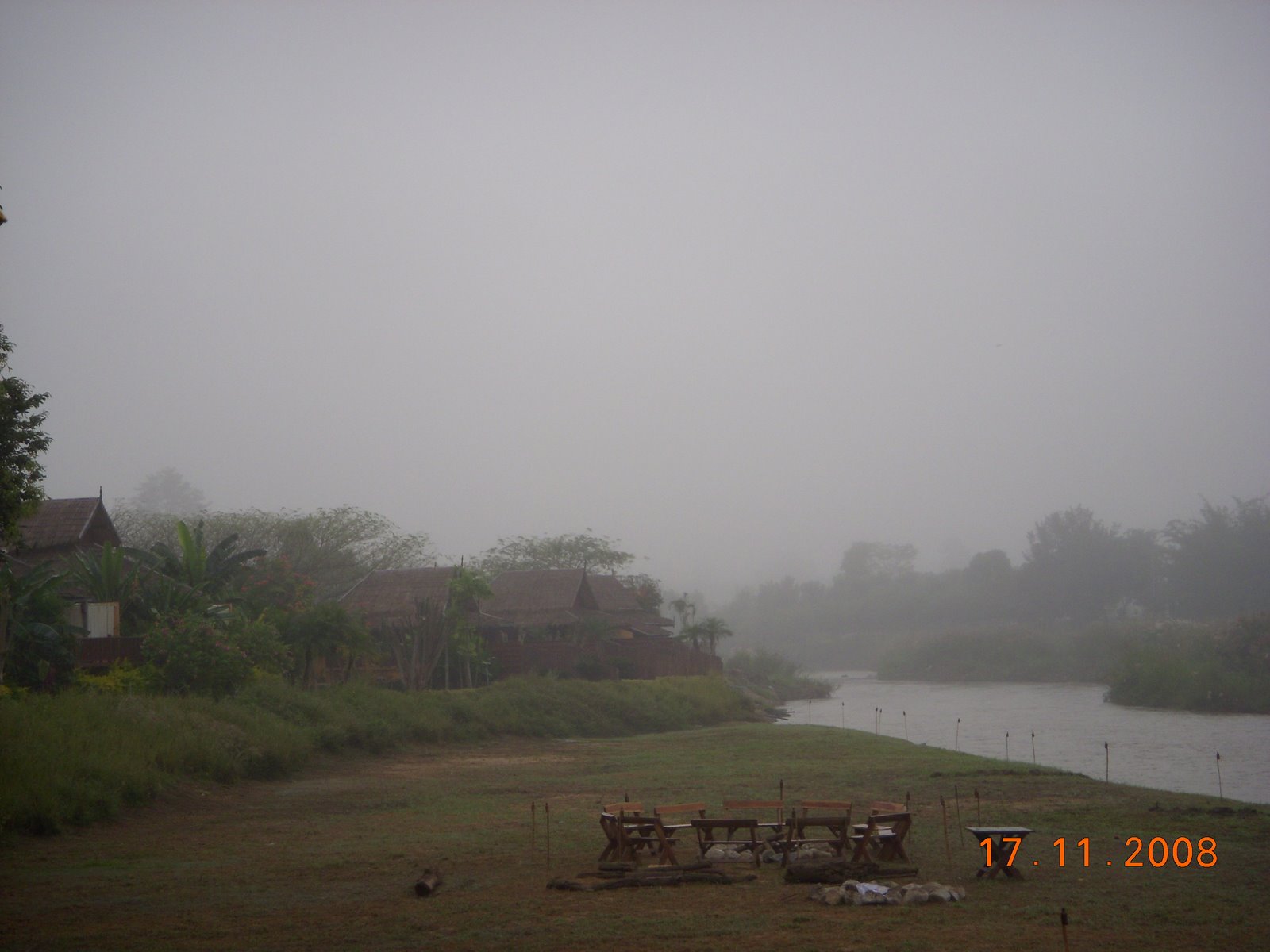 [DSCN0672.JPG]