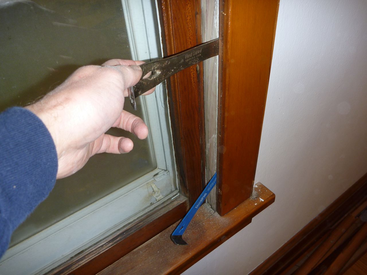 How to Install Full Frame Replacement WIndows Removing the Original