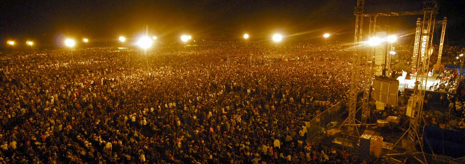 [Agbor+Thursday+Panorama+Daniel.JPG]