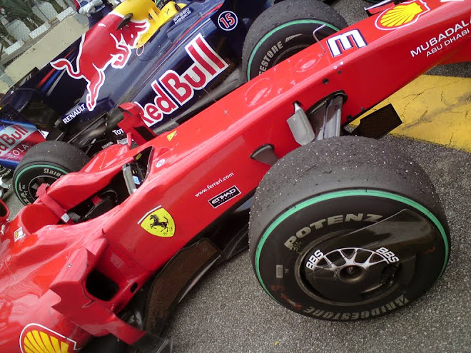 Ferrari do Kimi e Red Bull do Vettel. Interlagos, out 2009