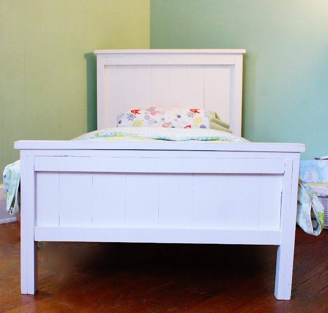 the little bean sprout Farmhouse Toddler Bed & Duvet