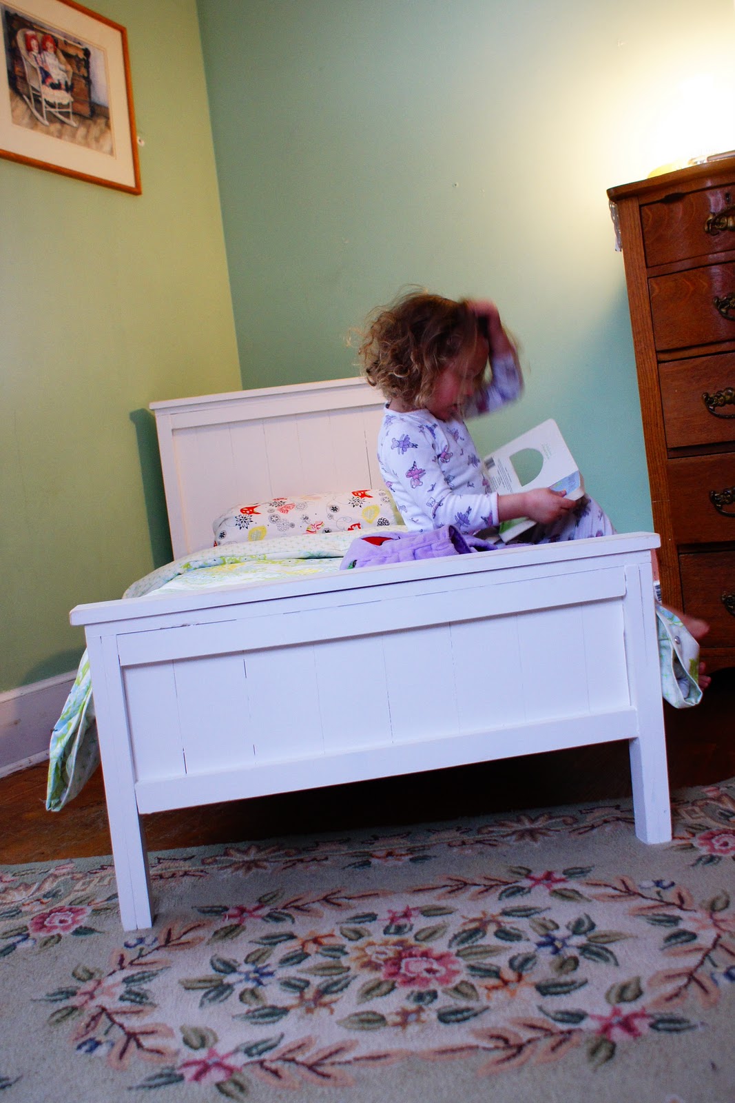 the little bean sprout Farmhouse Toddler Bed & Duvet