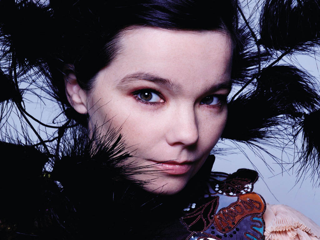 http://3.bp.blogspot.com/_ASTZiKuuoKk/TTG2xZ_2jVI/AAAAAAAAAwI/VJVE17pgs6w/s1600/bjork1.jpg