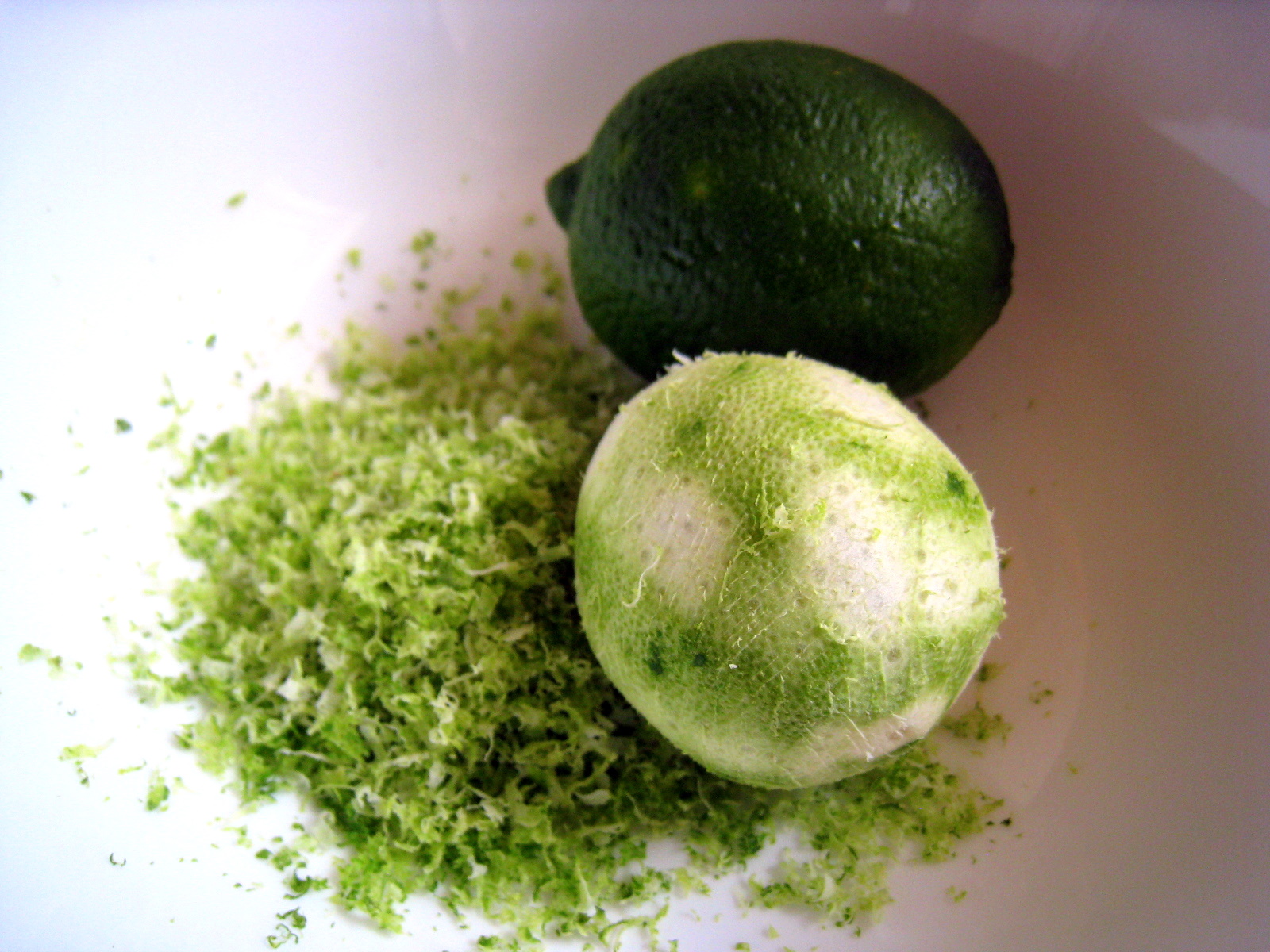 Ooh Mummy! Making LemonLimeOrange CranberryMintOlive Oil Yogurt Cake with my new toy