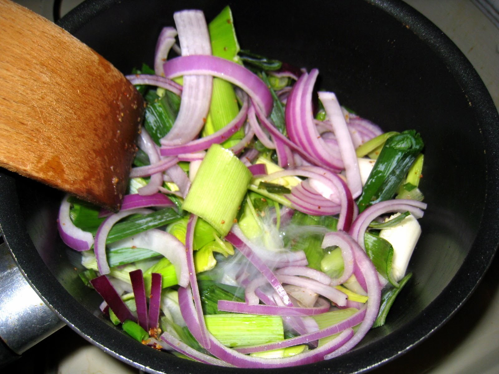 Ooh Mummy! Making Korean JapChae or Stirfried Vermicelli