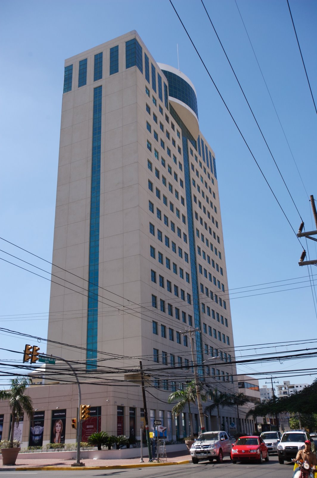SANTO DOMINGO Torre Piantini Corporativo 18p 65m SkyscraperCity