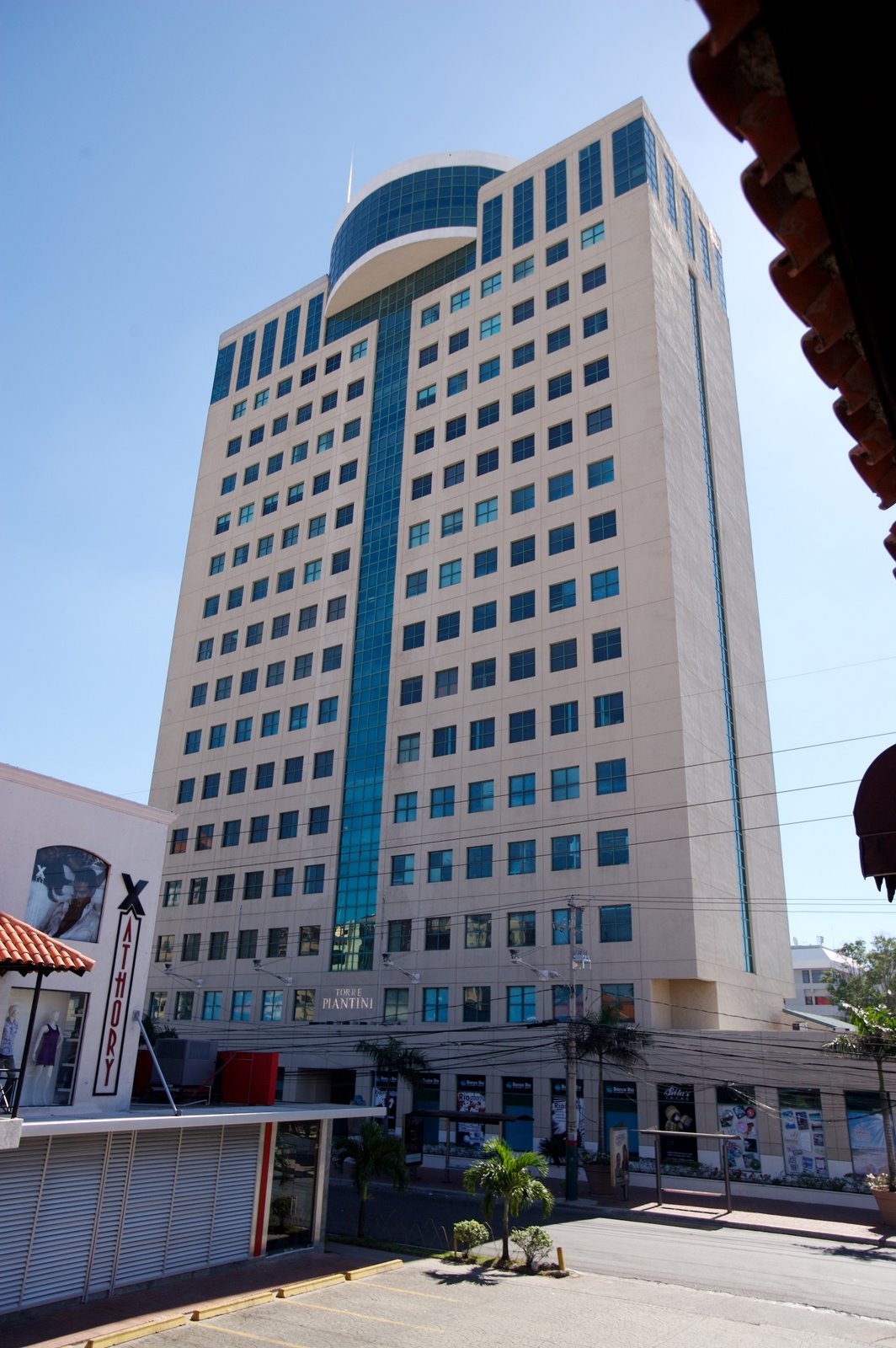 SANTO DOMINGO Torre Piantini Corporativo 18p 65m SkyscraperCity