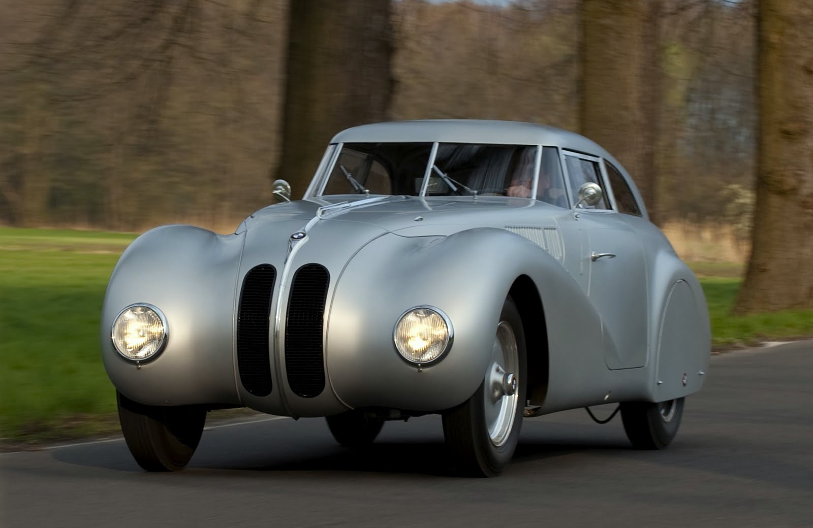 uautoknow.info - GenNews: BMW recreates classic 328 Kamm Coupé uautoknow.info - GenNews: BMW recreates classic 328 Kamm Coupé