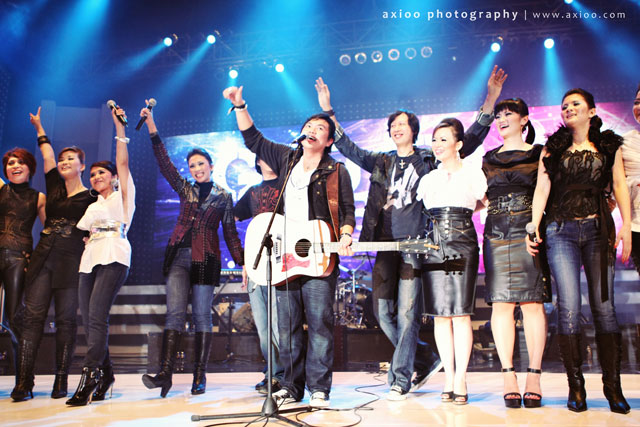 GOD IS OUR VICTORY (2009)