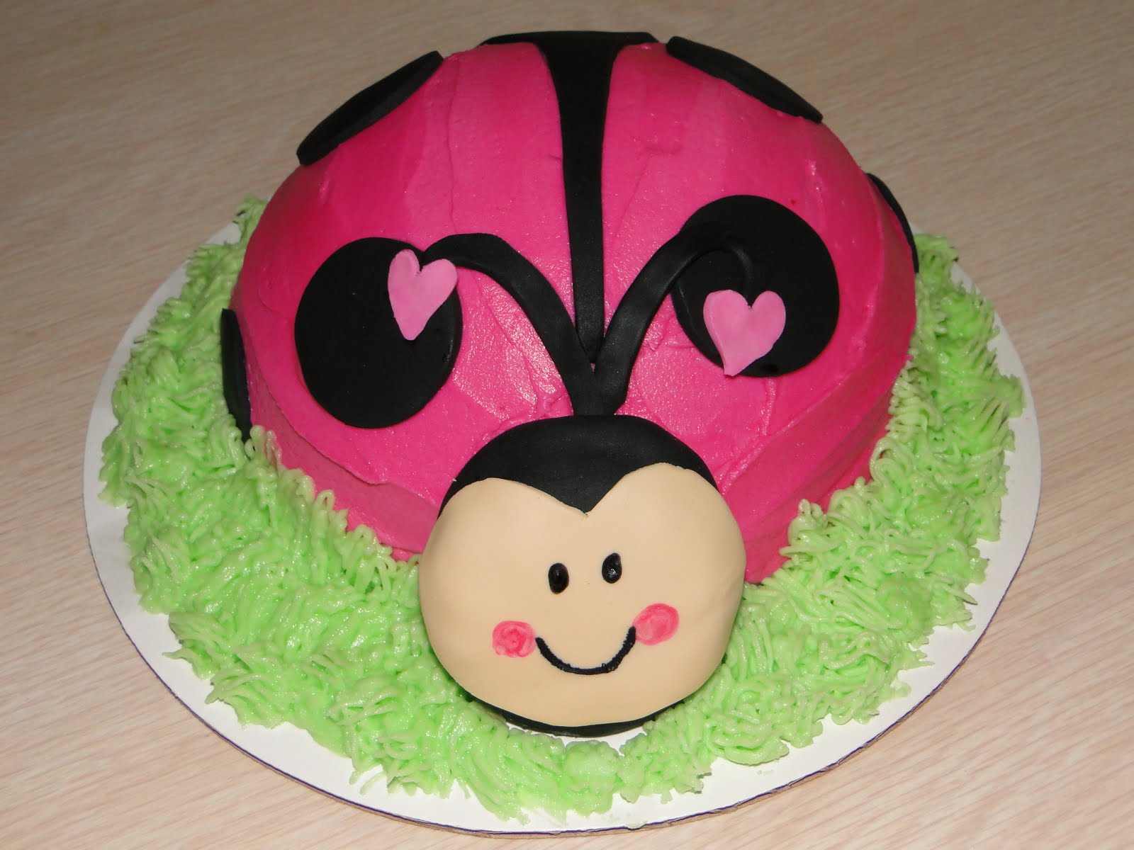 Ladybug Smash Cake