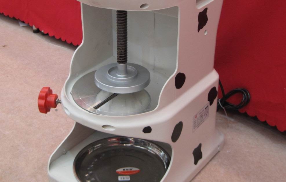 Charlie Machinery Trading Taiwan Ice Shaving Machine Electric (Plastic)