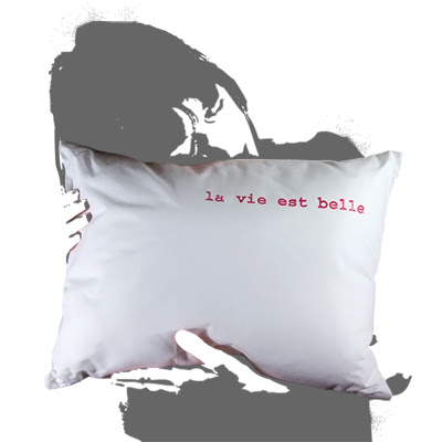 coussin+la+vie+est+belle.jpg