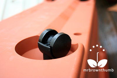 Grow box casters make Grow Box portable