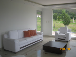 KONZEPTOS +muebles +diseño + decoración: enero 2011