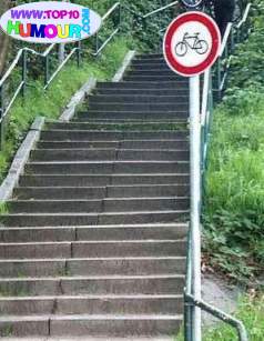 [escalierinterdvelo.jpg]