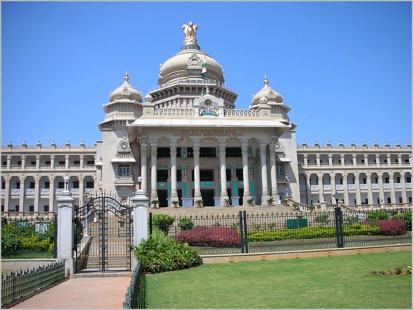 India Luxury Car Bangalore City Of Gardens