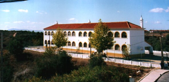 [ESCOLA+DOS+COMBATENTES.jpg]